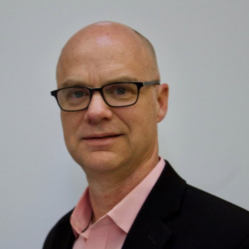 2025 and Beyond: Zayo Experts Predict Key Trends Reshaping the Networking Landscape 4 This image has an empty alt attribute; its file name is james_tomko_500x500.jpg