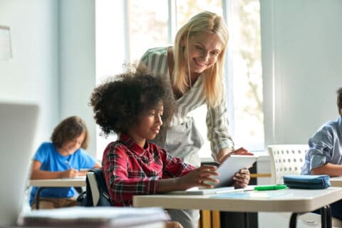 Students in Pinal County Get Equitable Broadband Access with Zayo